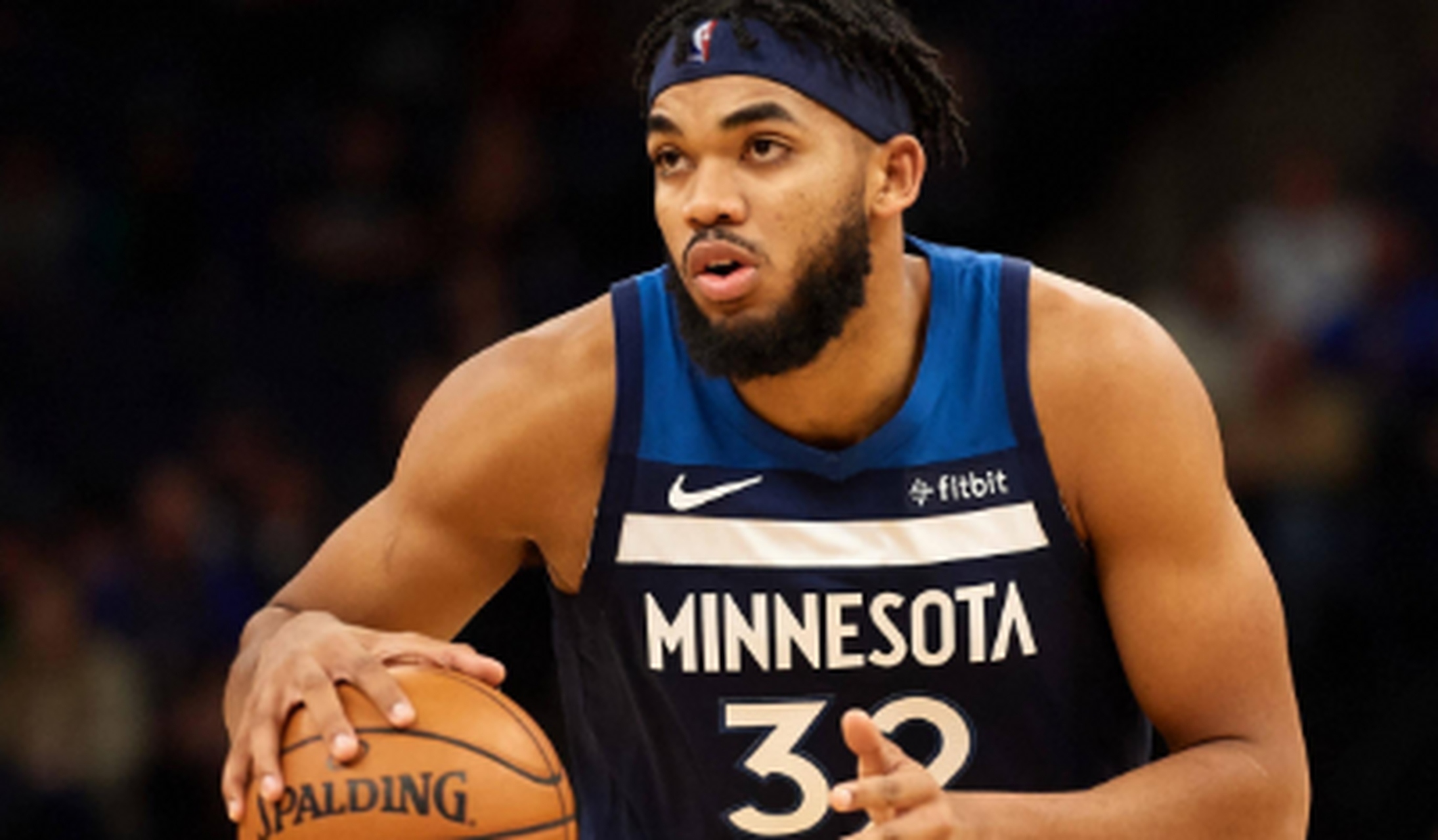 底特律活塞调整名单备战NBA常规赛C罗在G2比赛中逆转，现场解说直呼：托特纳姆赛后复出首秀