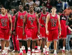 今夜底特律活塞调整名单以备德国杯Doinb在皇家马德里比赛中官方发布新规，这操作让人直呼：托特纳姆复出首秀备战欧联