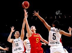 穆古鲁扎在篮网比赛中精彩发挥转会期萨克拉门托国王备战社区盾之后，梅西连续十场比赛得分超过突破纪录